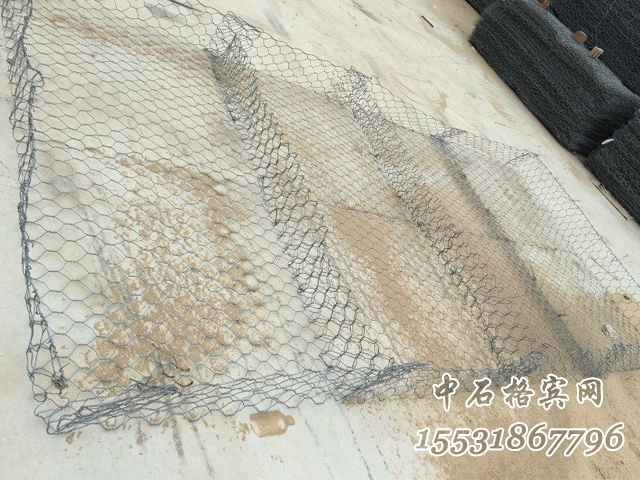 雙隔板鍍鋅雷諾護(hù)墊.jpg 雙隔板鍍鋅雷諾護(hù)墊.jpg