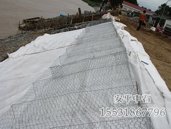 綠濱墊護坡 綠濱墊護坡